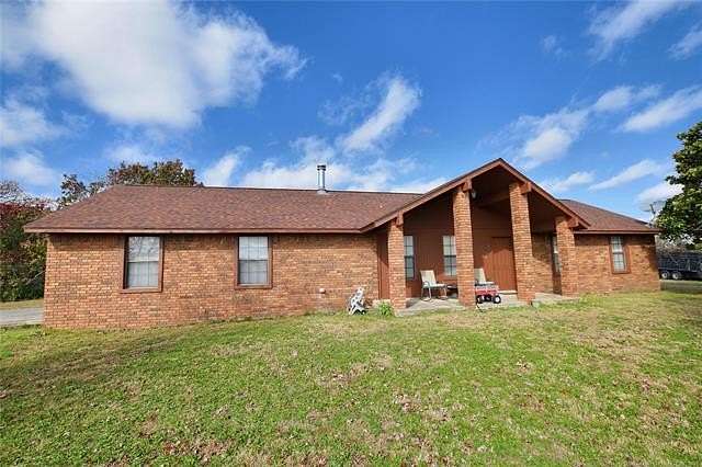 15.5 Acres of Land with Home for Sale in Locust Grove, Oklahoma