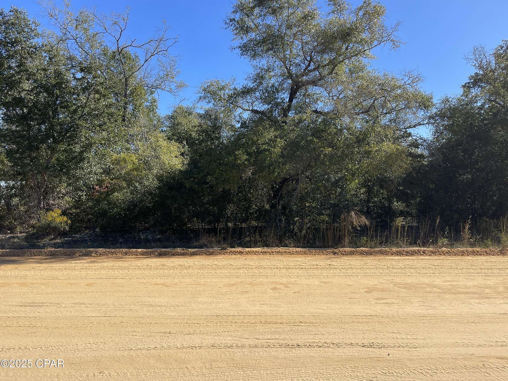 1 Acre of Land for Sale in Alford, Florida