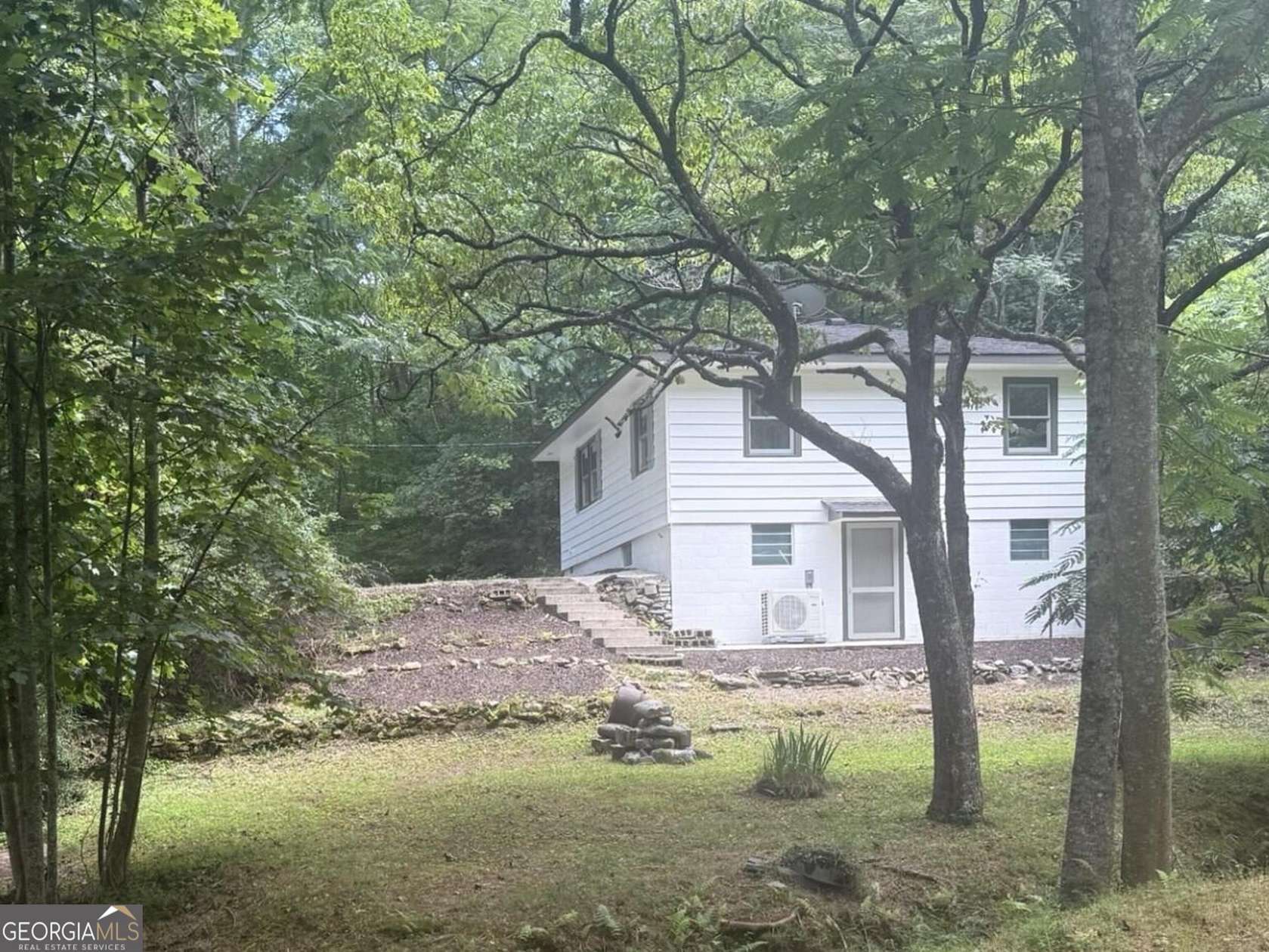 2.35 Acres of Improved Mixed-Use Land for Sale in Cleveland, Georgia