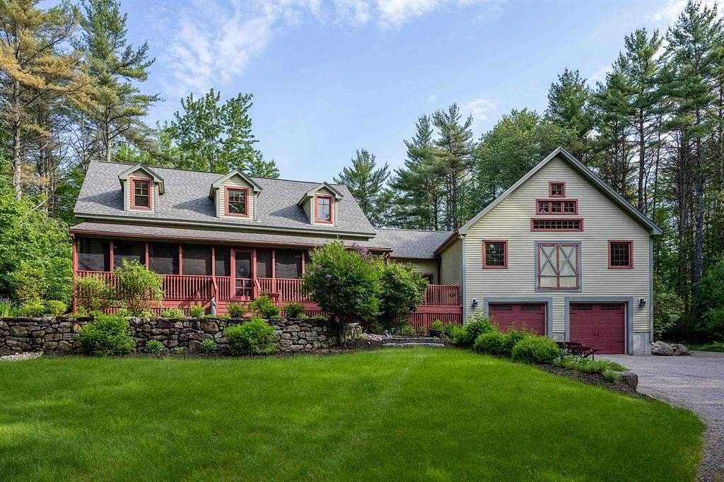 1.5 Acres of Residential Land with Home for Lease in Tuftonboro, New Hampshire