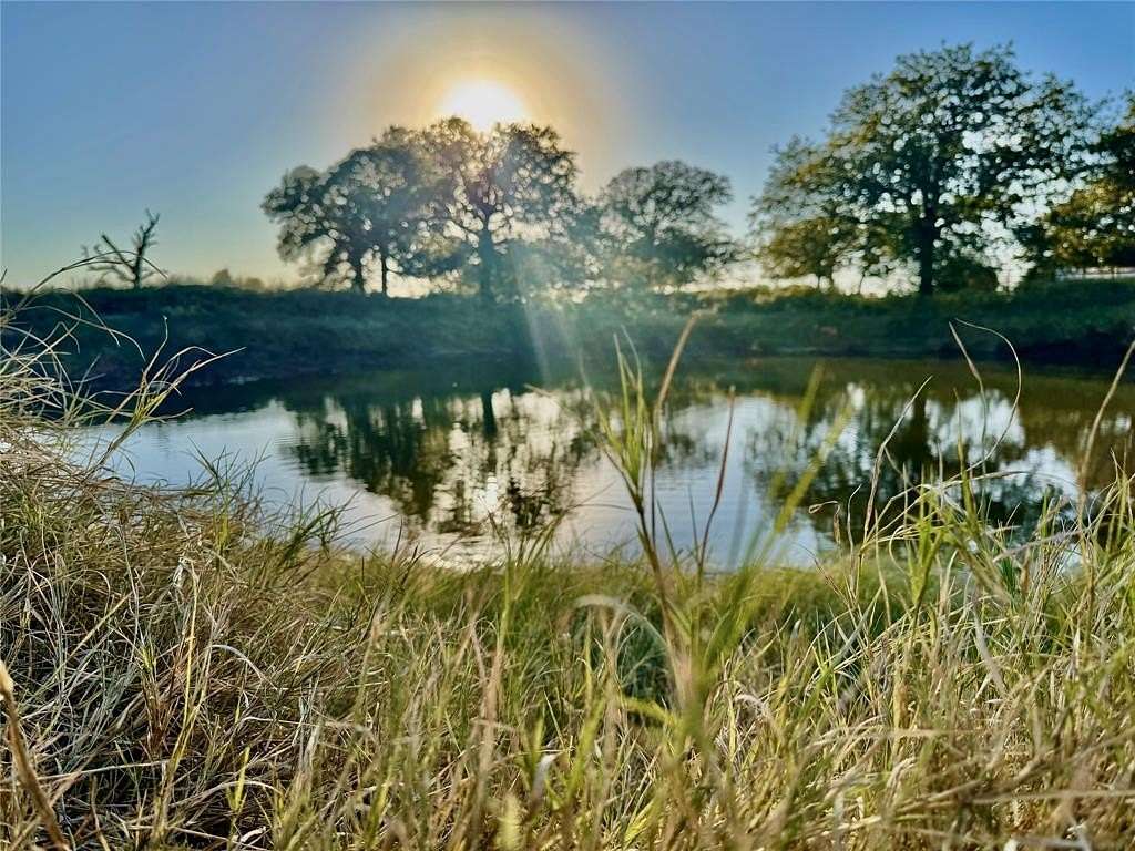 16.5 Acres of Land for Sale in Lipan, Texas