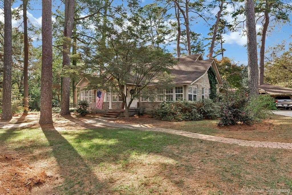 5.48 Acres of Residential Land with Home for Sale in Shreveport, Louisiana