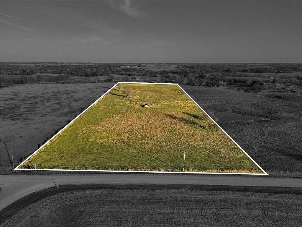 10 Acres of Recreational Land & Farm for Sale in Leeton, Missouri