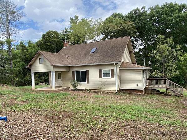 16.7 Acres of Land with Home for Sale in Riceville, Tennessee