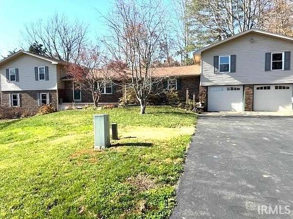 1.5 Acres of Residential Land with Home for Sale in Evansville, Indiana