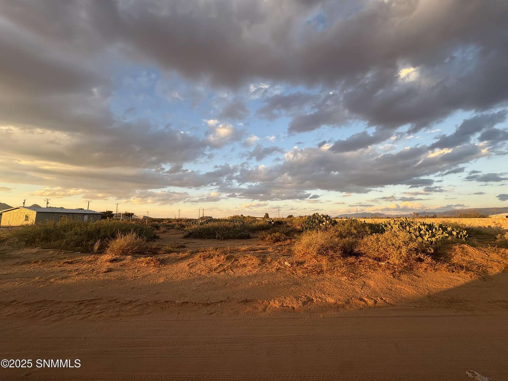 1 Acre of Residential Land for Sale in Las Cruces, New Mexico