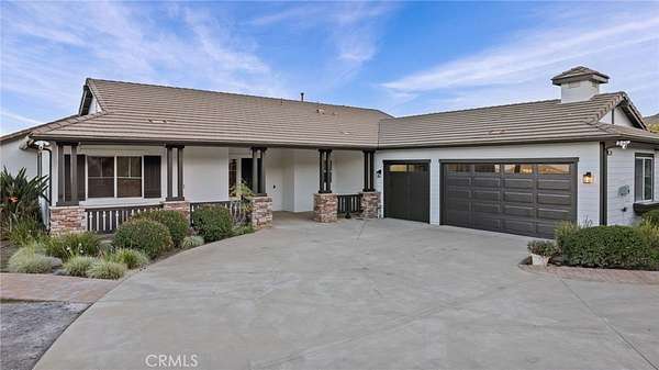 2.68 Acres of Residential Land with Home for Sale in Lake Elsinore, California