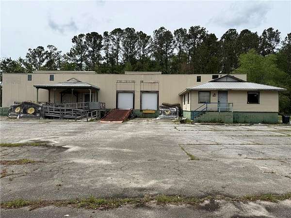 3.19 Acres of Improved Commercial Land for Sale in Woodbine, Georgia