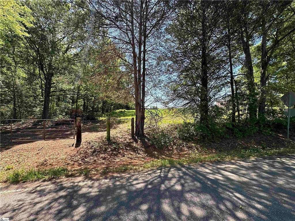 1.37 Acres of Land for Sale in Pendleton, South Carolina