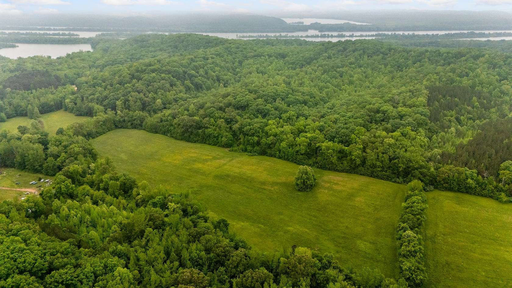 5.4 Acres of Residential Land for Sale in Waverly, Tennessee