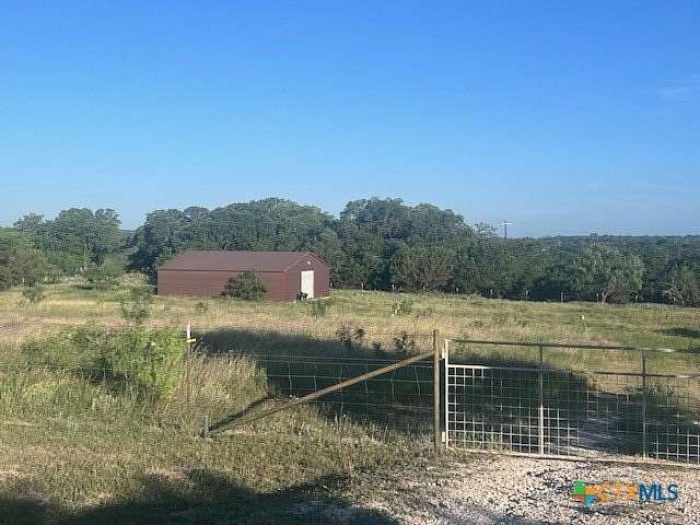 1 Acre of Improved Residential Land for Sale in Kempner, Texas