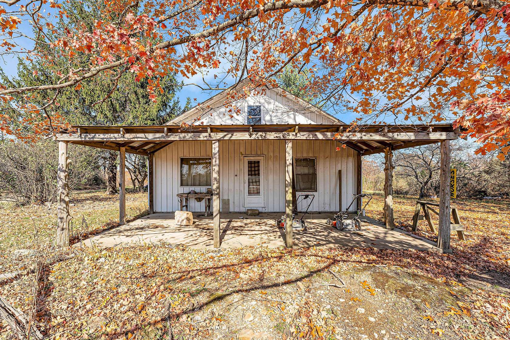 4.5 Acres of Residential Land with Home for Sale in Hartville, Missouri