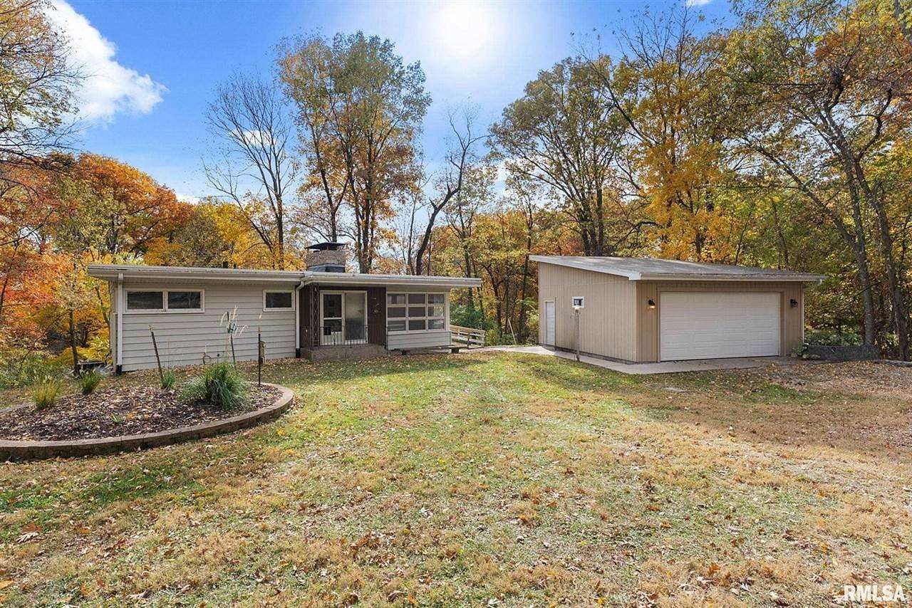 2 Acres of Residential Land with Home for Sale in Moline, Illinois