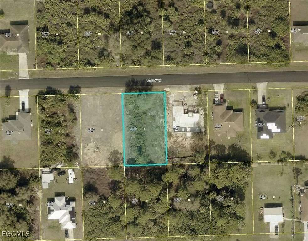 0.25 Acres of Land for Sale in Lehigh Acres, Florida