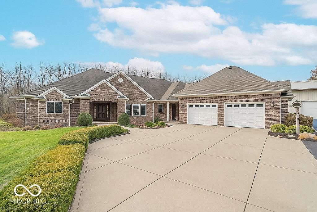 8 Acres of Residential Land with Home for Lease in Danville, Indiana