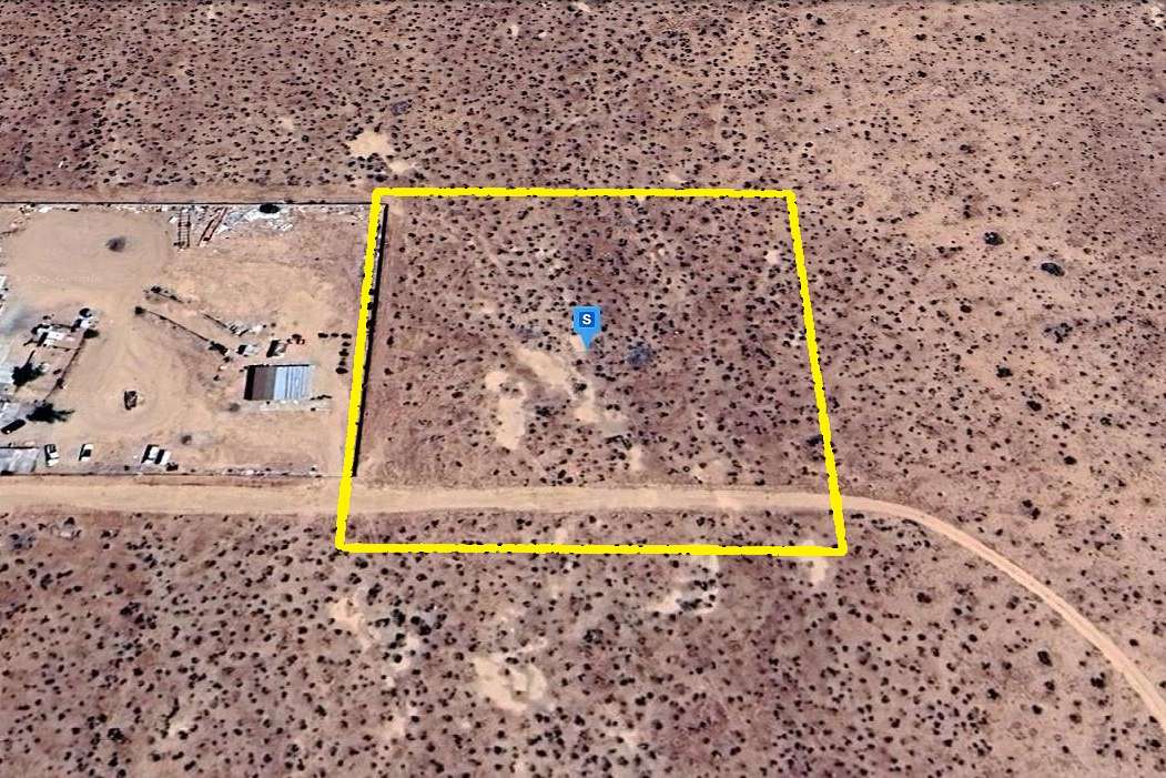 2.5 Acres of Residential Land for Sale in Edwards, California