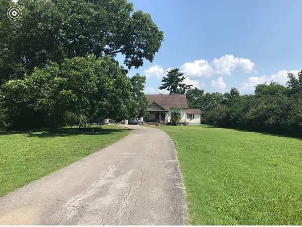 9.43 Acres of Improved Mixed-Use Land for Sale in Gallatin, Tennessee