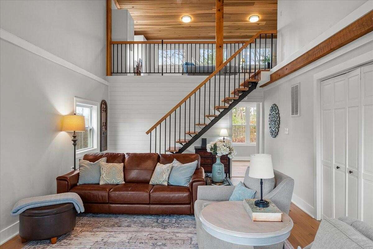 4.1 Acres of Land with Home for Sale in Rogers, Kentucky