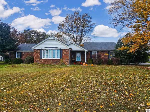2 Acres of Land with Home for Sale in Mayfield, Kentucky