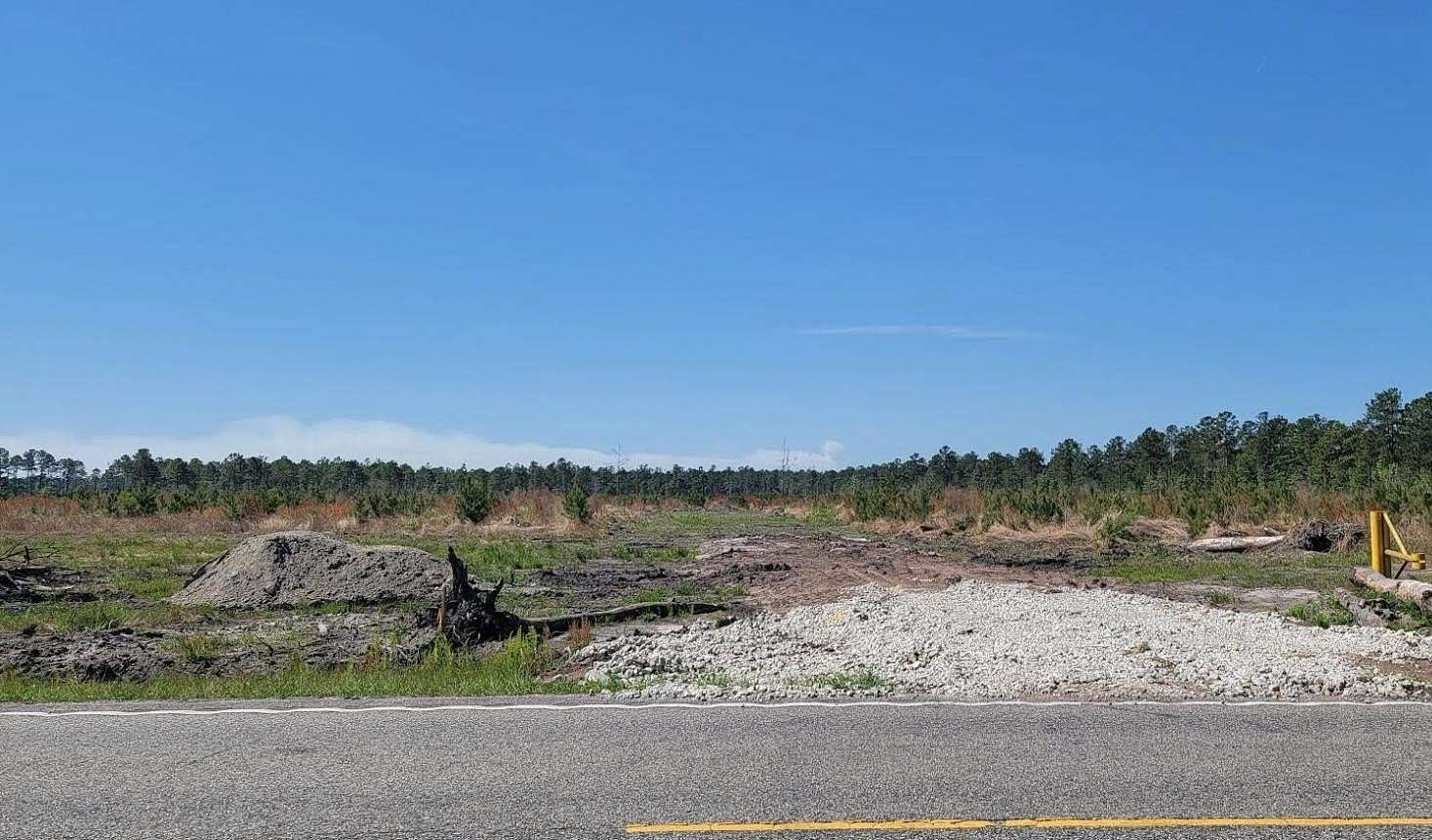 5 Acres of Residential Land for Sale in Galivants Ferry, South Carolina