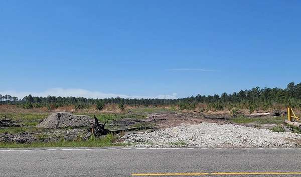 5 Acres of Residential Land for Sale in Galivants Ferry, South Carolina