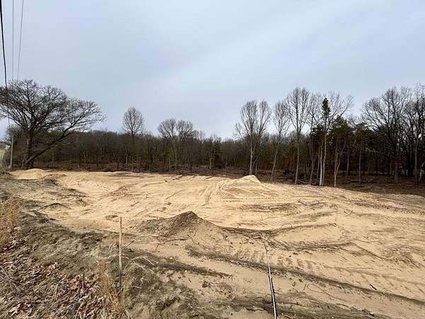 0.9 Acres of Residential Land for Sale in Battle Creek, Michigan