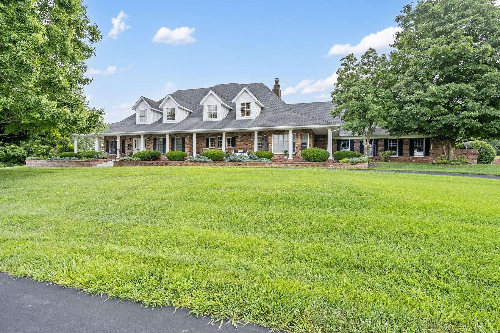 14.6 Acres of Land with Home for Sale in Springfield, Missouri