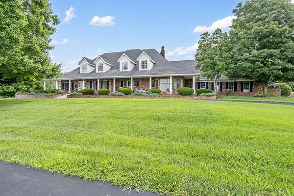 14.6 Acres of Land with Home for Sale in Springfield, Missouri