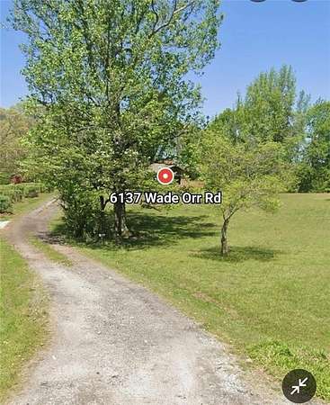 10.1 Acres of Land for Sale in Flowery Branch, Georgia