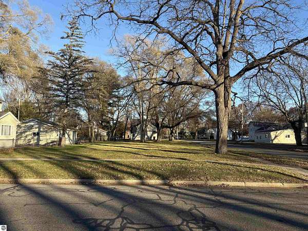 0.18 Acres of Residential Land for Sale in Mount Pleasant, Michigan