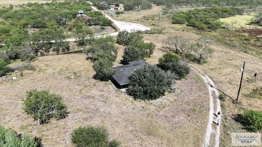 3 Acres of Residential Land with Home for Sale in Santa Monica, Texas