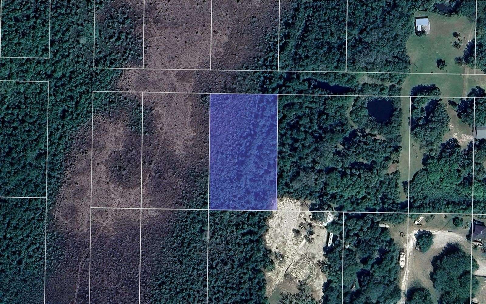 1.5 Acres of Residential Land for Sale in Okeechobee, Florida