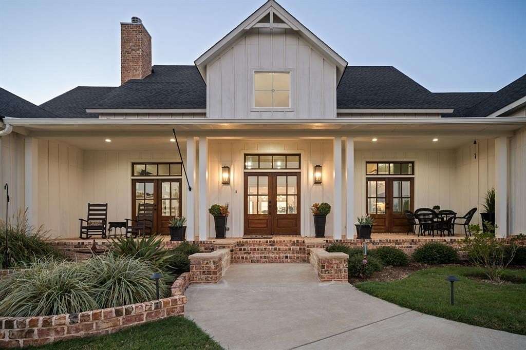 46 Acres of Land with Home for Sale in Waxahachie, Texas