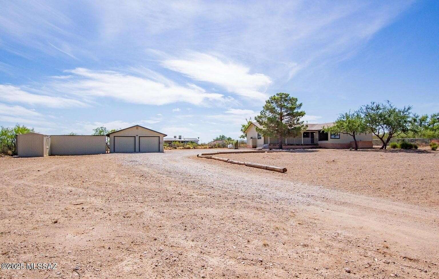 1.5 Acres of Residential Land with Home for Sale in Vail, Arizona