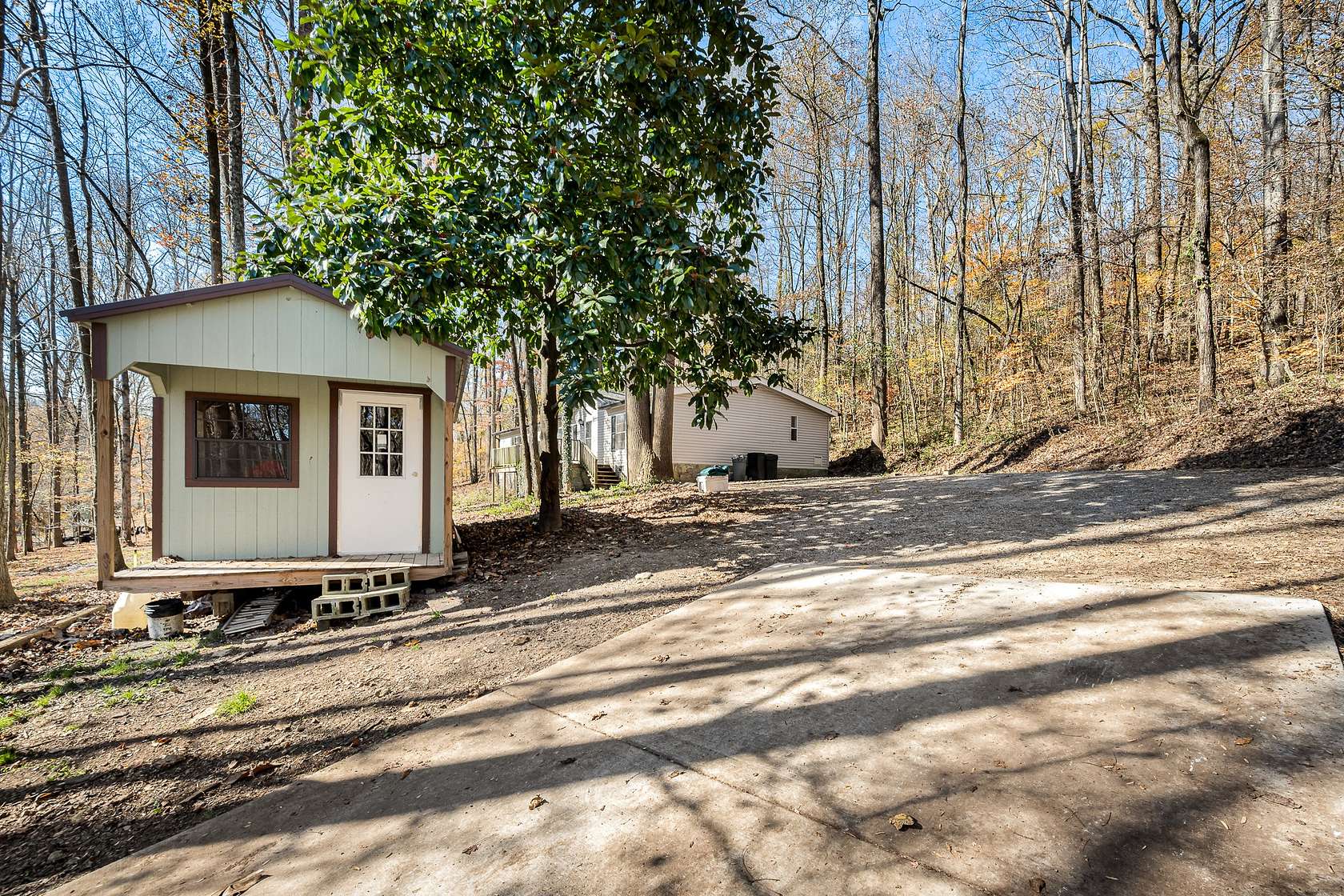 1.5 Acres of Land with Home for Sale in Shelbyville, Tennessee