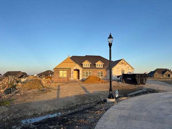 1.55 Acres of Residential Land with Home for Sale in Krum, Texas