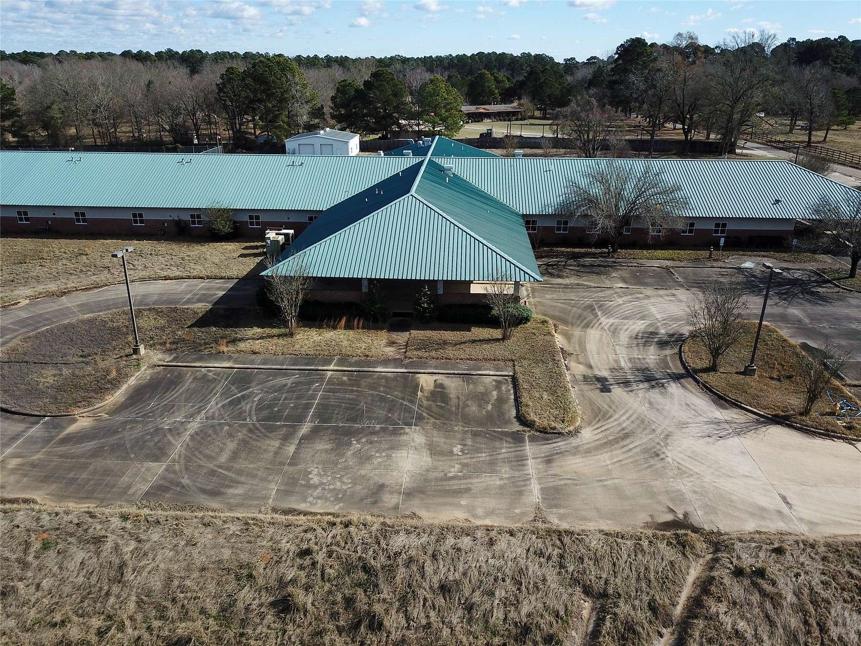 17.1 Acres of Commercial Land for Sale in Maud, Texas