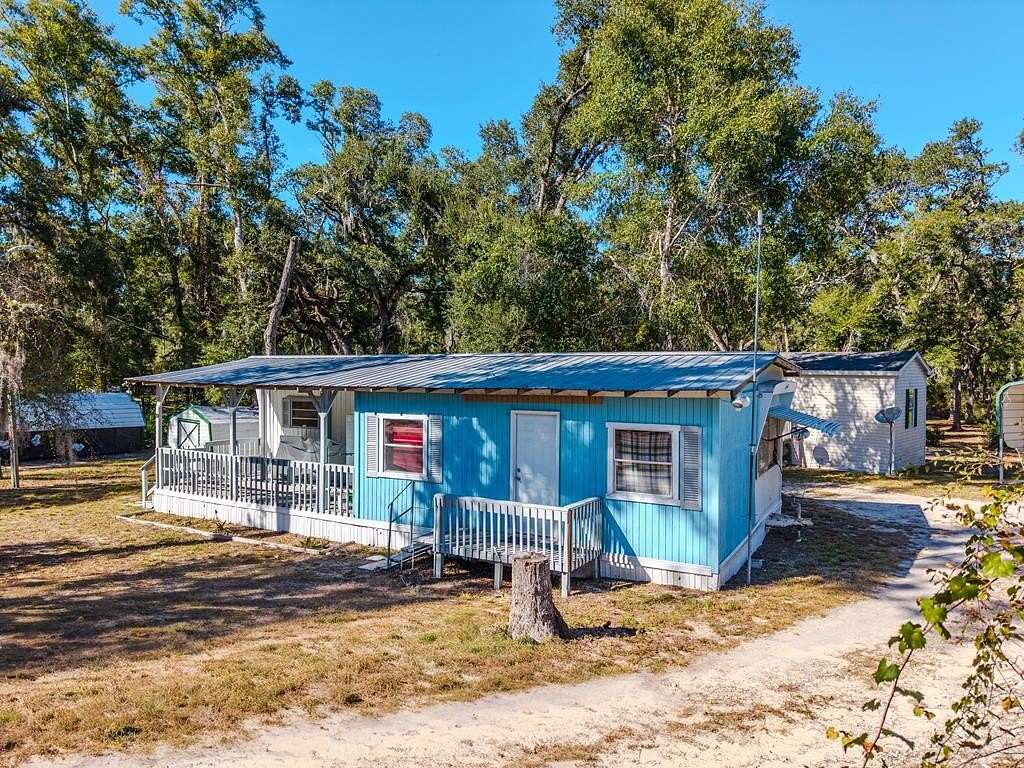 2 Acres of Residential Land with Home for Sale in Old Town, Florida