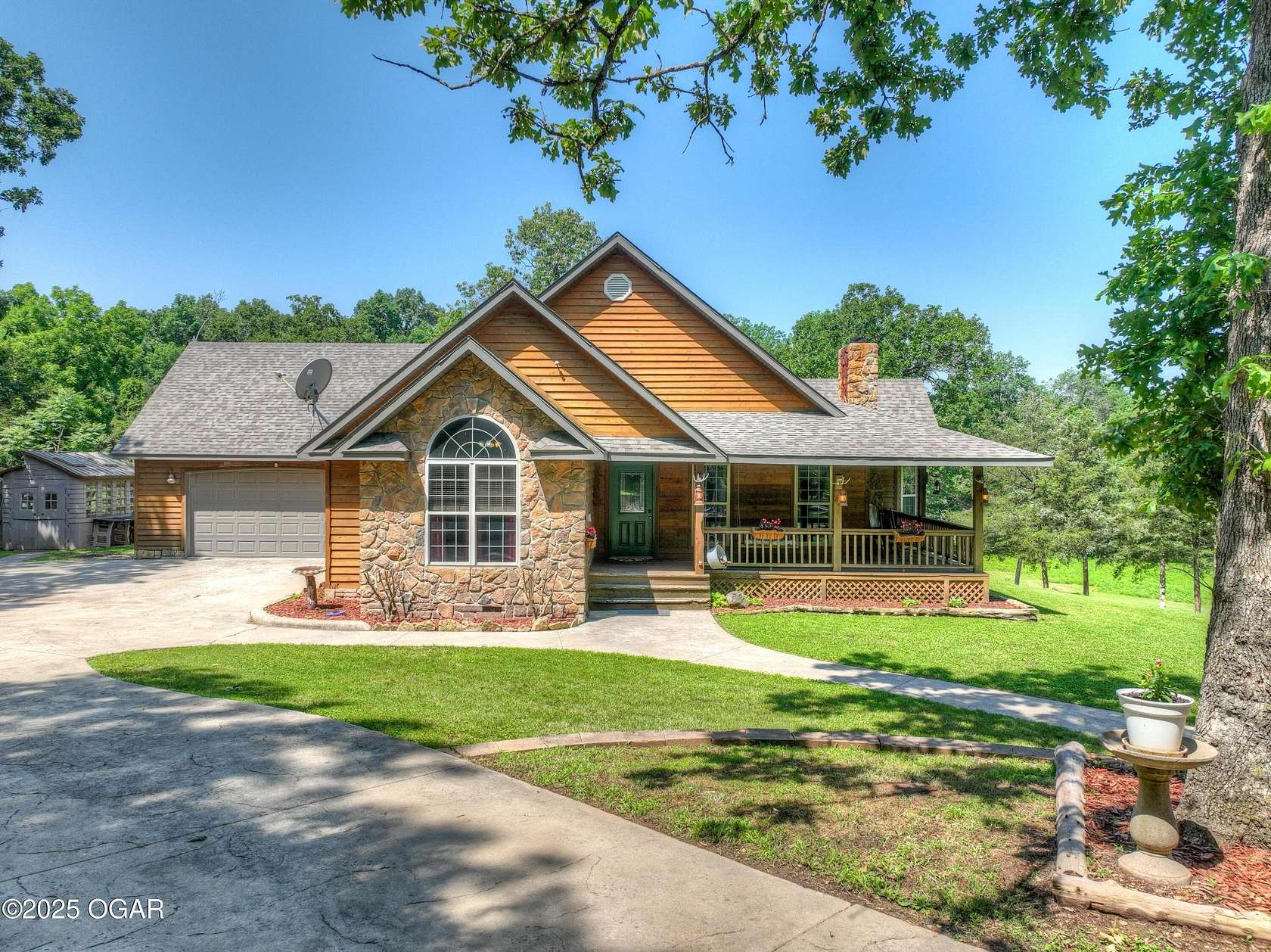 14 Acres of Land with Home for Sale in Carthage, Missouri