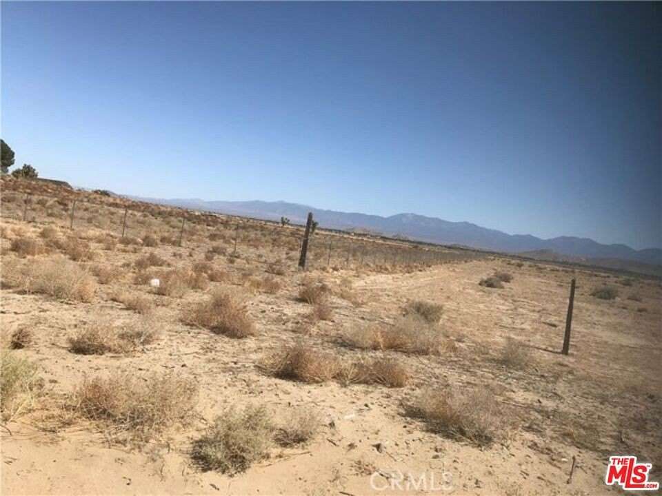 30.6 Acres of Land for Sale in Roosevelt, California
