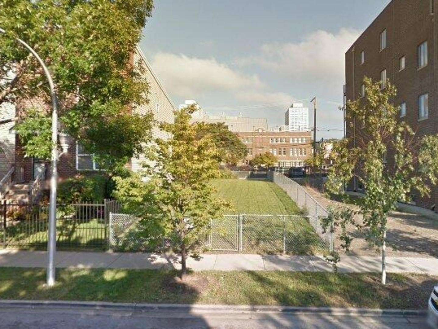 0.07 Acres of Residential Land for Sale in Chicago, Illinois