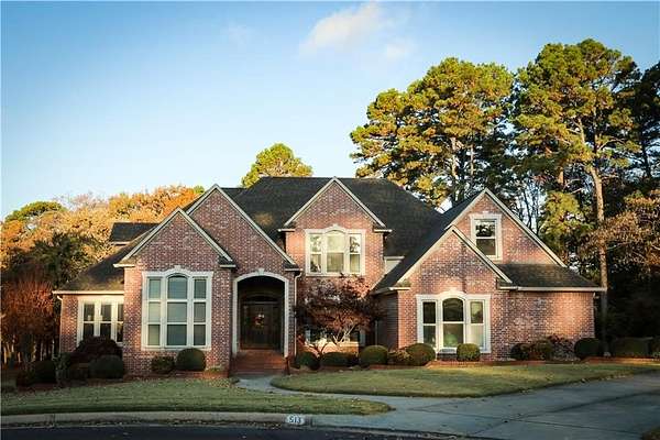 1.5 Acres of Residential Land with Home for Sale in Russellville, Arkansas