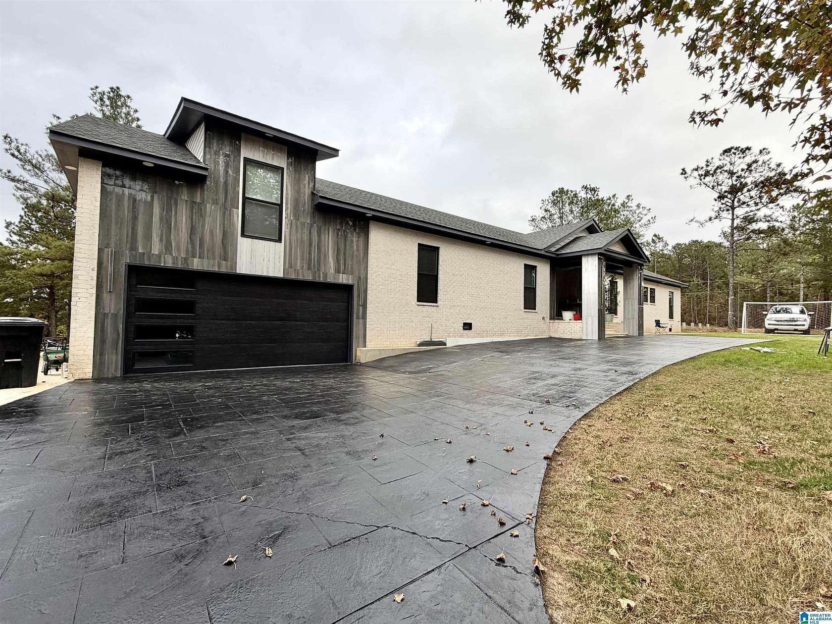 5 Acres of Residential Land with Home for Sale in Clanton, Alabama