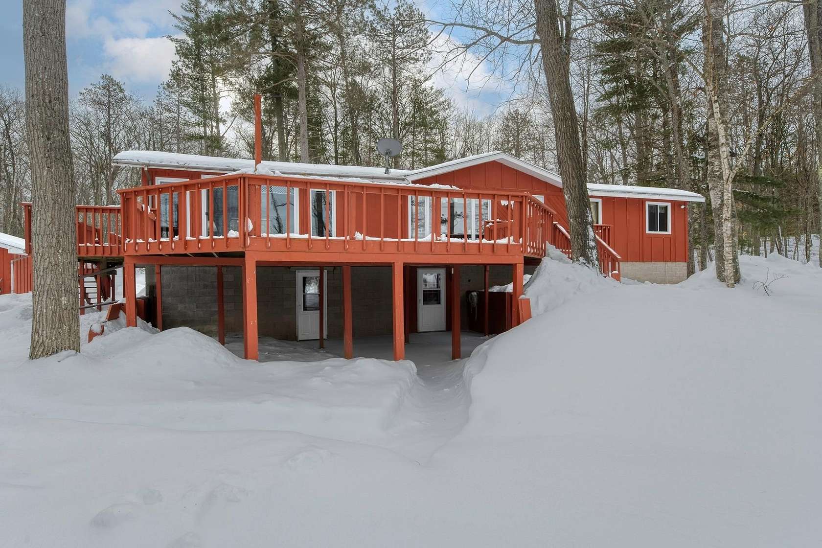 4.4 Acres of Residential Land with Home for Sale in Eagle River, Wisconsin