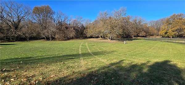 0.37 Acres of Residential Land for Sale in Baldwin City, Kansas