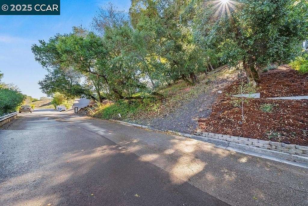 0.34 Acres of Land for Sale in Orinda, California
