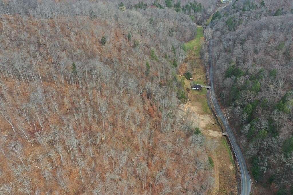 23 Acres of Recreational Land for Sale in Hindman, Kentucky