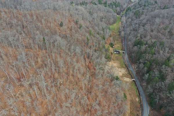 23 Acres of Recreational Land for Sale in Hindman, Kentucky