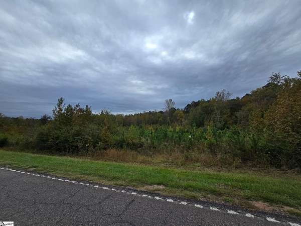 7 Acres of Residential Land for Sale in McCormick, South Carolina