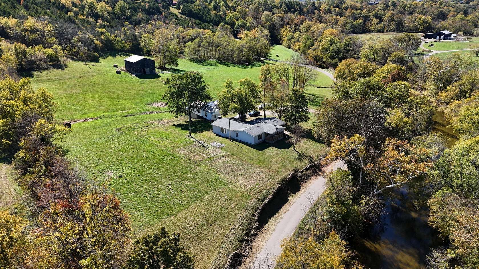 16.2 Acres of Land with Home for Sale in Harrodsburg, Kentucky